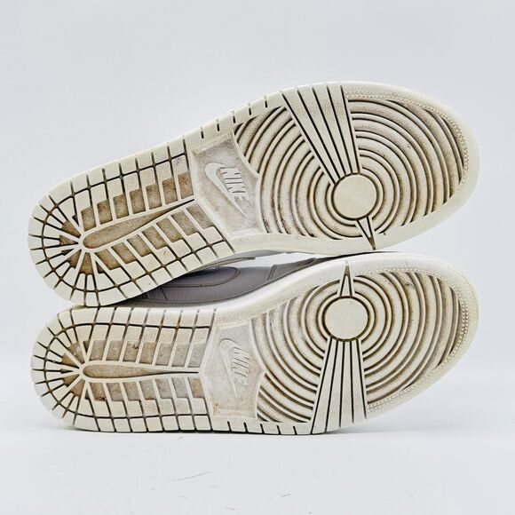 Nike Air Jordan 1 Low Mens 8 Triple White Leather Casual Shoe Sneaker 553558-112 - Picture 8 of 10